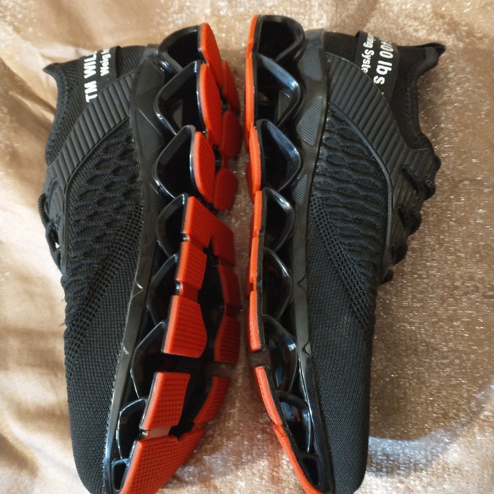 SHEIN RUNNING SHOES..........LIKE NEW - Picture 2 of 5